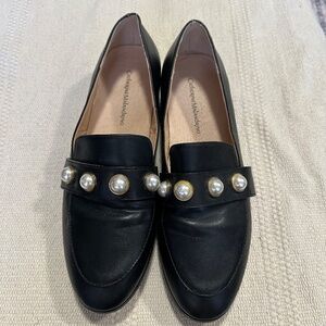 Catherine Malandrino Ceci Black Leather Pearl Accent Loafers Size 9